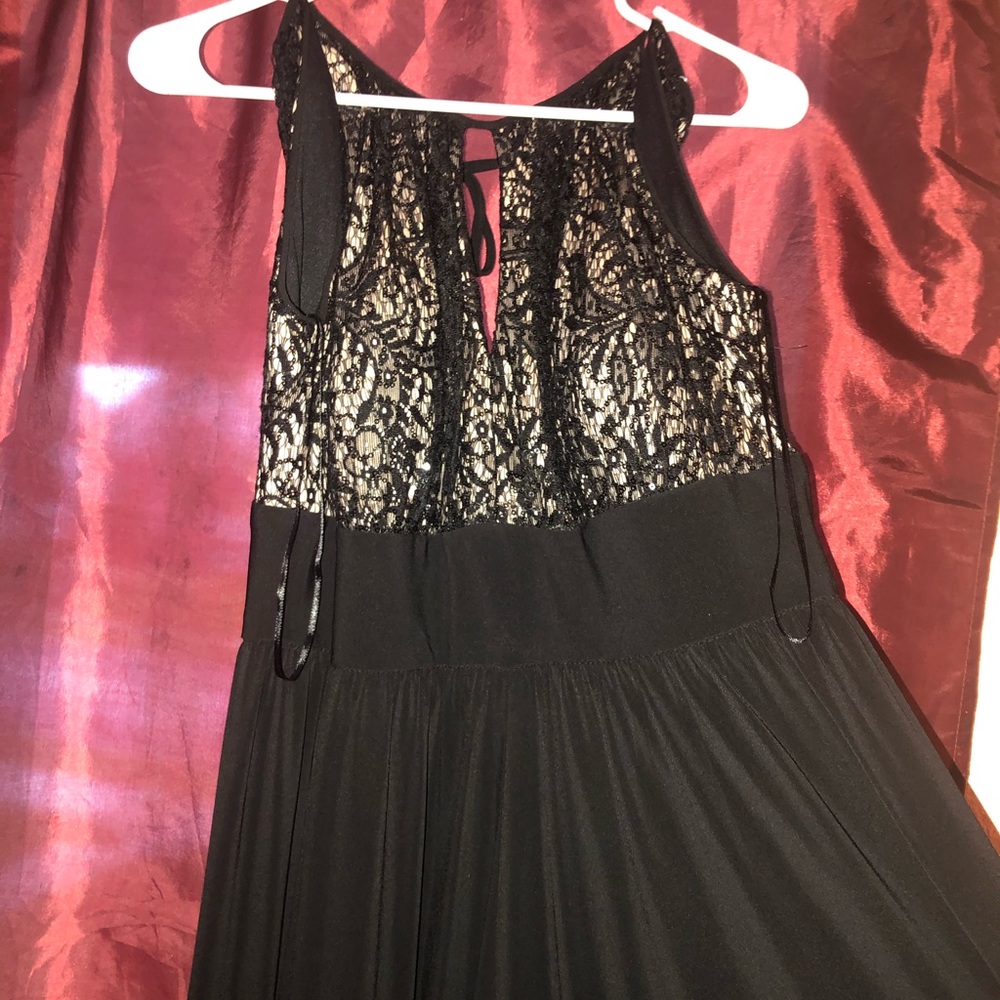BLACK LONG DRESS WITH SLIT